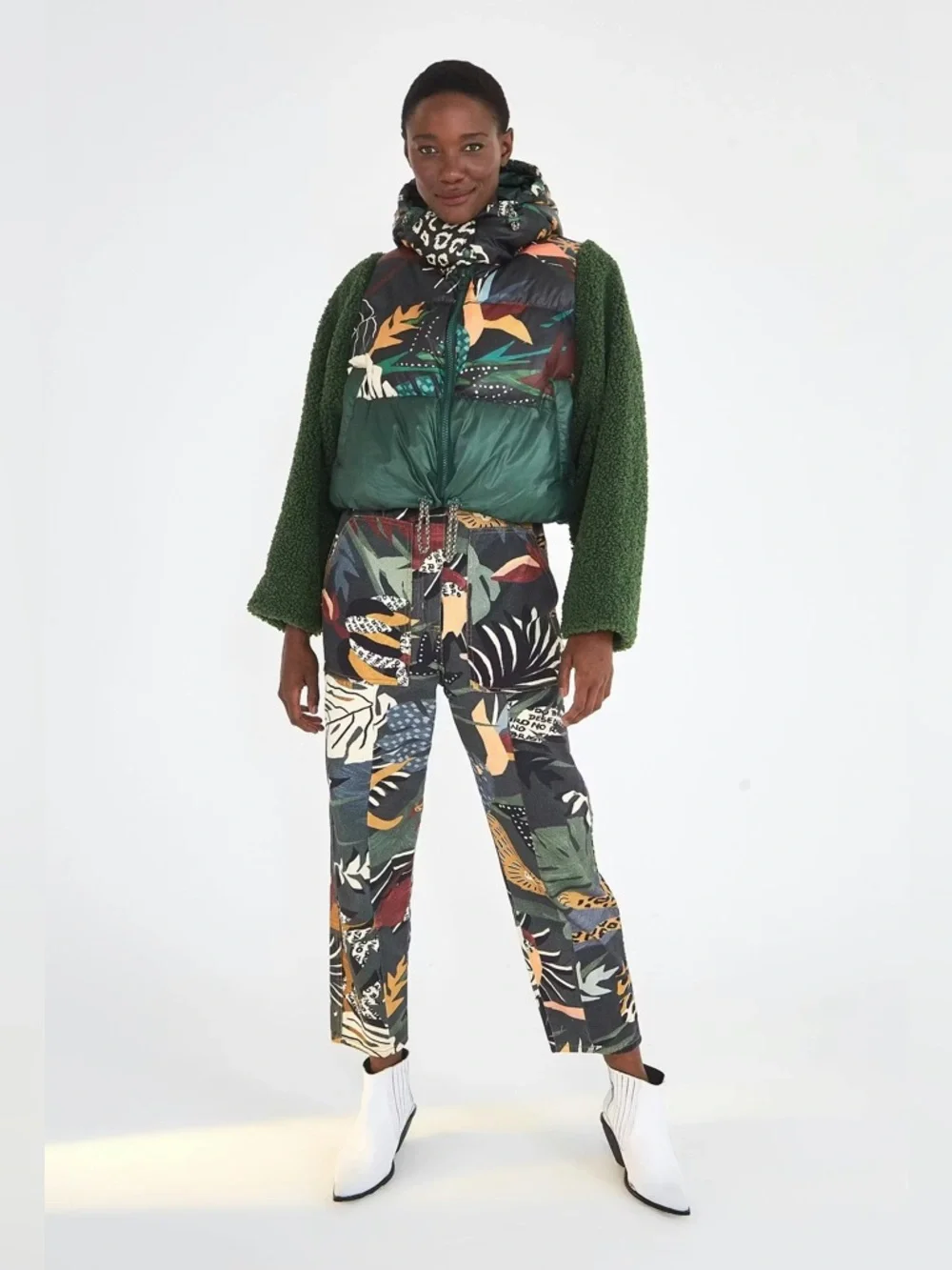 FARM Rio Tropical Forest Reversible Puffer Jacket - Picture 3 of 12